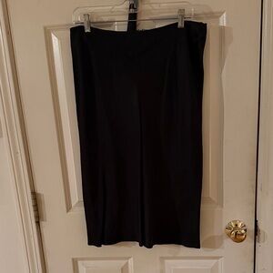 Banana republic size 12 black linen blend bias cut skirt lined with back zipper